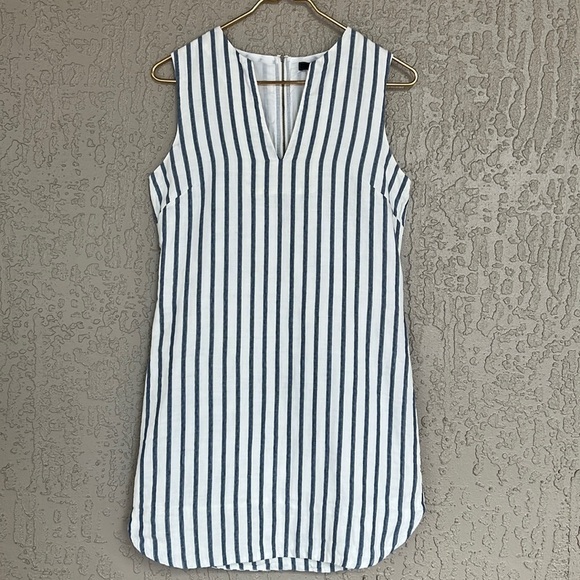 BCBGMaxAzria Stripe Dot Print Yousra Seeveless Dress - Picture 4 of 15